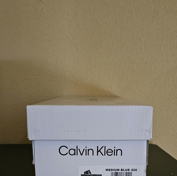 Womens shoes - Picture 4 of 4